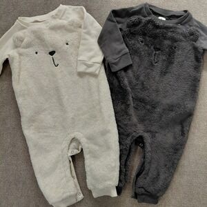 2: Baby Gap Super Soft Fuzzy Infant Bear One Piece Fleece Size 12-18 Months Baby
